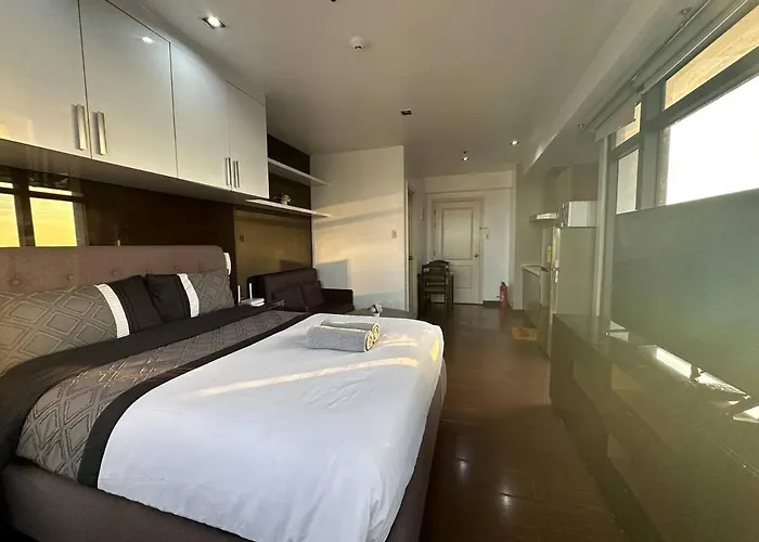 Homestyle Rare Find Corner With 2 Balconies In The Gramercy Residences * Manila