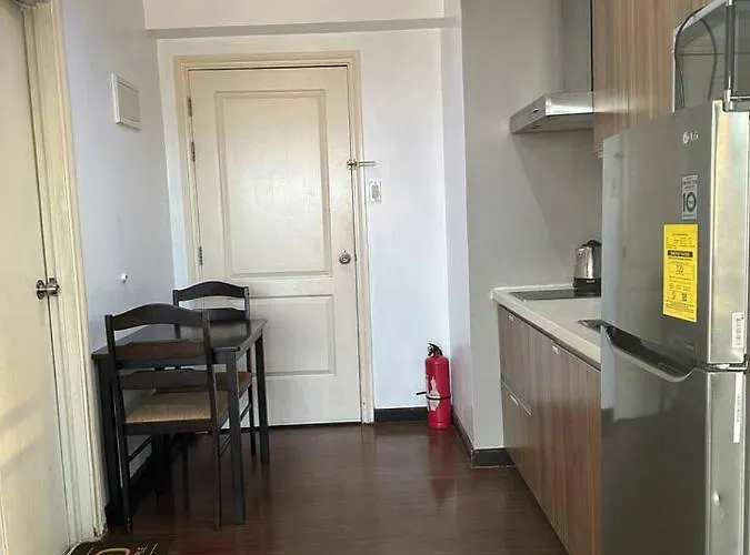 Homestyle Rare Find Corner With 2 Balconies In The Gramercy Residences Apartment *
