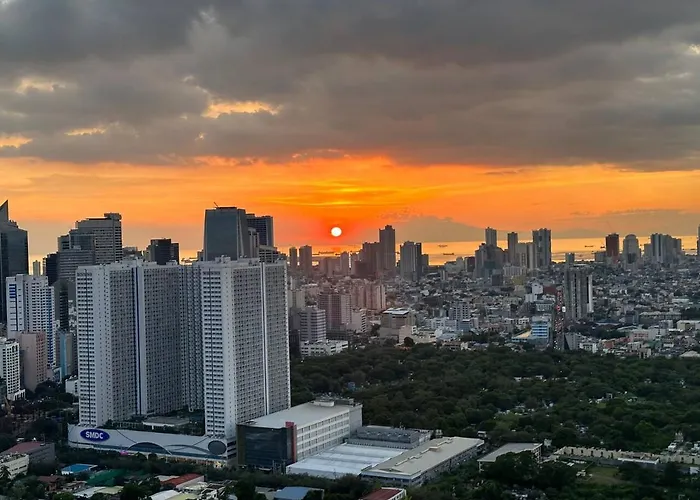 Homestyle Rare Find Corner With 2 Balconies In The Gramercy Residences Apartment