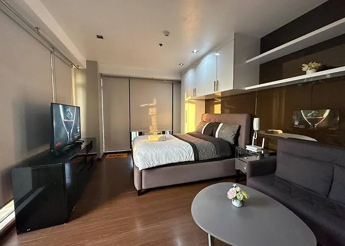Homestyle Rare Find Corner With 2 Balconies In The Gramercy Residences Apartment *