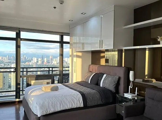 Apartment Homestyle Rare Find Corner With 2 Balconies In The Gramercy Residences *